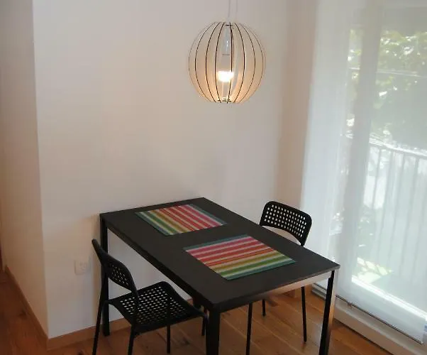 With Free Parking 公寓